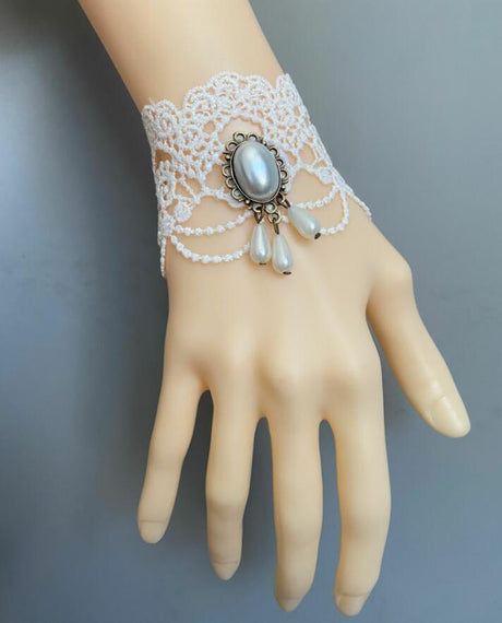 Retro Crystal Lolita Bracelet - White Lace, Oil Painting Bing - Shop N Save
