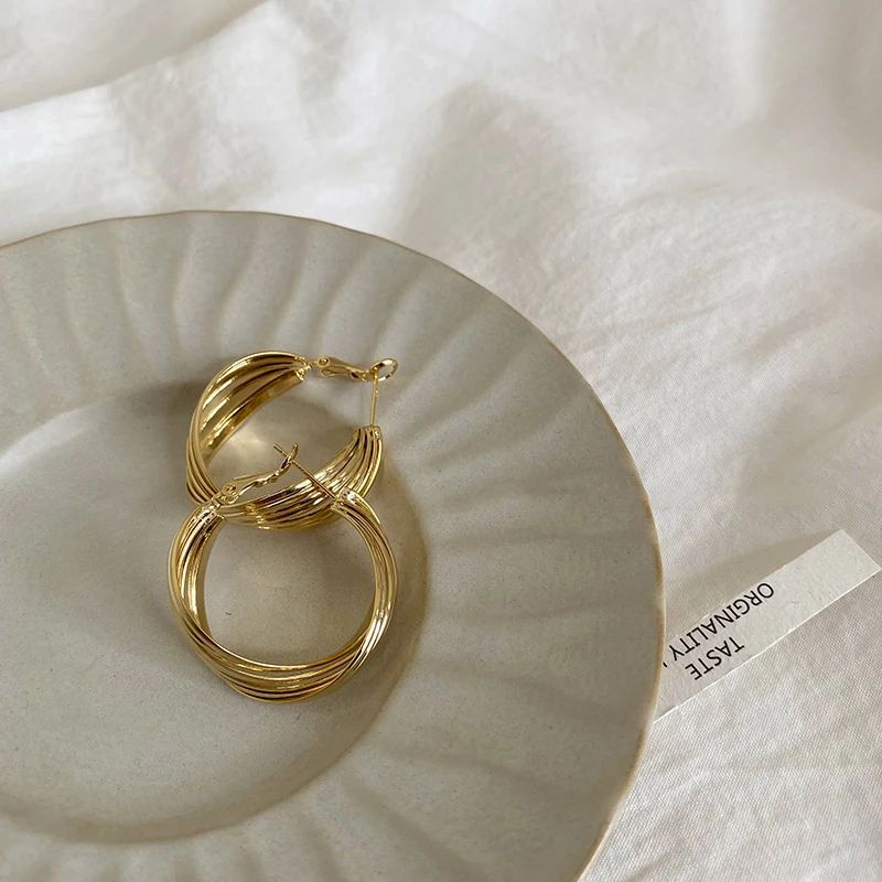 Gold Korean Hoop Earrings - Carved Circle C-Shape Trendy Jewelry - Shop N Save