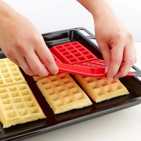 Cube Shaped Waffle Silicone Backing Mold - Red - Shop N Save