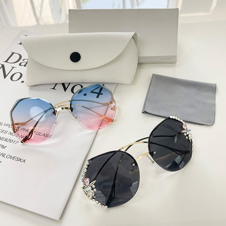 Women Fashion Diamond Rimless Sunglasses - Black - Shop N Save